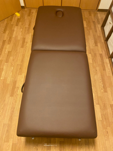 【ほぼ新品】折りたたみマッサージベッド　低反発　木製　高さ調整