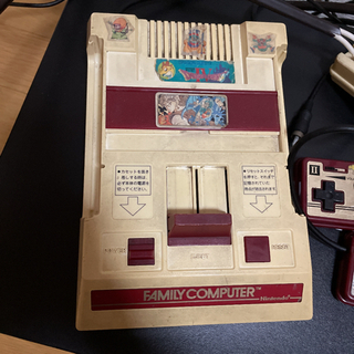 ファミリーコンピュータ本体(ジャンク品)の画像