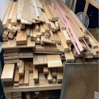 【大量の木材】★200円～シェアハウスで使用分、お好きなだけどう...