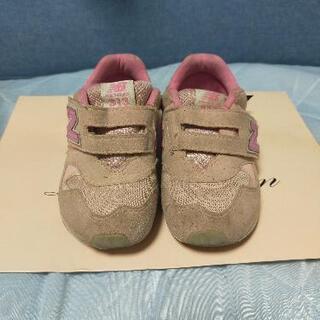 16.5cm New Balance 313 スニーカー ピンク 