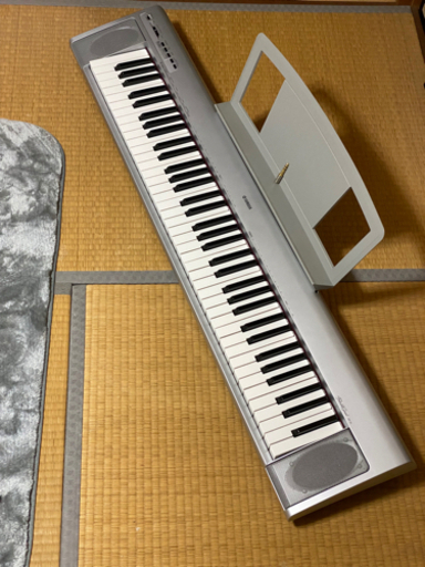 YAMAHA デジタルキーボード NP-30 楽譜たて、イヤホンアダプタ付き