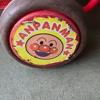 値下げしました！！アンパンマン三輪車の画像