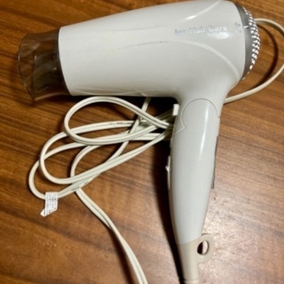 ヘアドライヤー譲ります！