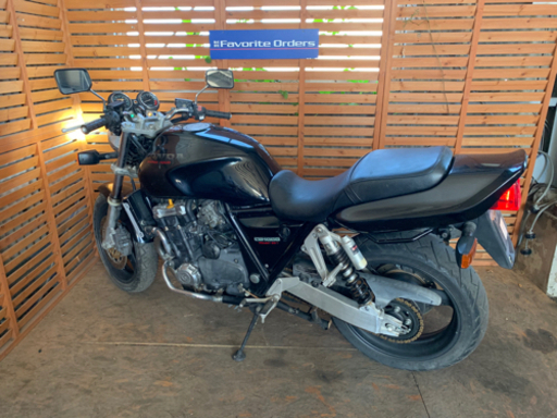 バイク屋さんで整備されたCB1000SF