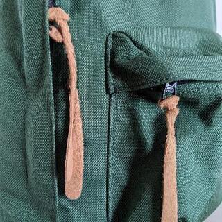 outdoor グリーン リュックの画像