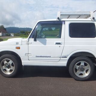 スズキ　ジムニー　希少な白のJA22型　車検も長く、すぐに乗れます！の画像