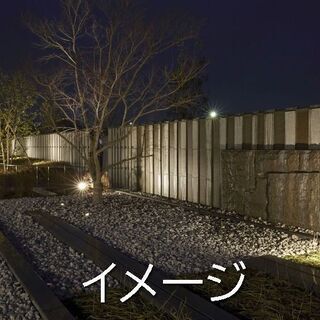 床置型　LED（電球色）　ガーデンスポットライト　ビーム角45度・広角タイプ　防雨型　ガラスパネル付型　110Vダイクール電球130形1灯器具相当　100形の画像
