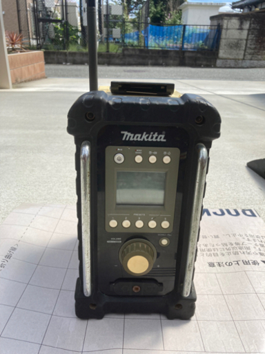 マキタ正規品バッテリー2個、2連急速充電器、専用ケース