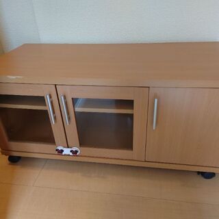 テレビ台売ります（キャスター付）