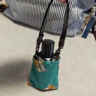 値下げ　ハンドメイド　ワンちゃん柄　A  ミニ消毒入れ手提げバッグ　ミニ消毒液ホルダーホルダーの画像