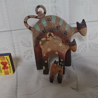 かわいい猫親子の置物の画像
