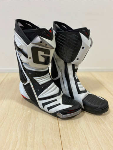 【購入者決まりました】ガエルネ　レーシングブーツ　27.0cm. GP-1