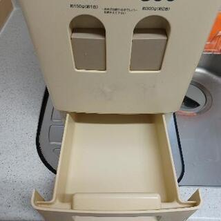 受け渡し決まりました。米びつです。の画像