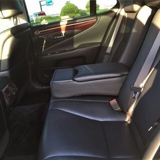 9/23（木）11：30まで　レクサスＬＳ460　バージョンＳ　Ｉパッケージ　サンルーフ・黒本革シート・ナビ・ＴＶ・ＥＴＣの画像