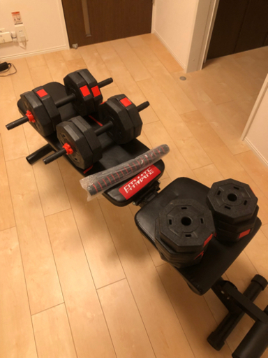 ベンチ、ダンベルセット