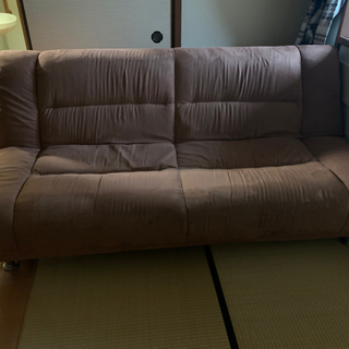ソファーベッドの画像