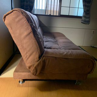 ソファーベッドの画像