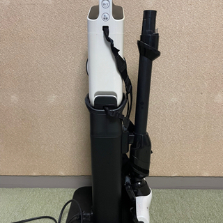 TOSHIBA サイクロン掃除機　コードレス　2014年製