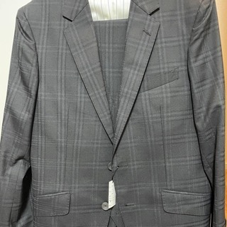 どこで買ったのか分からないスーツ4着の画像