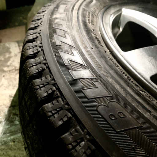 ホイル付き　ブリザック冬用タイヤ　中古4本