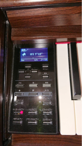 2016年製 高性能 YAMAHA 電子ピアノ譲ります。