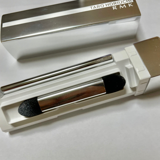 RMKフューチャーアイシャドウパレットの画像