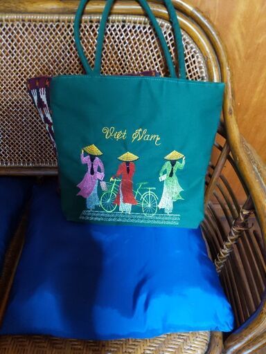ベトナム刺繍バッグ　新品