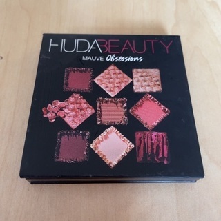 HUDA beauty MAUVE