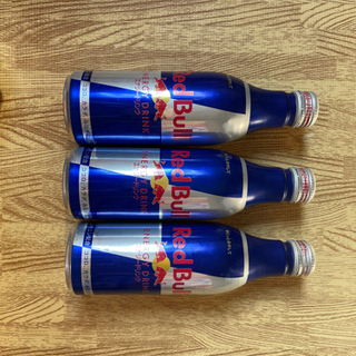 レッドブル330ml 3本 未開封