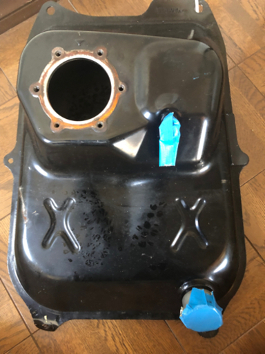 SE44J シグナスX ガソリンタンク　サビとり済み