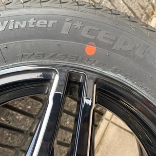 スタッドレスタイヤ　4本セット（タイヤ＋ホイール）175/65R15 の画像