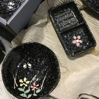 新品未使用　食器セット　の画像