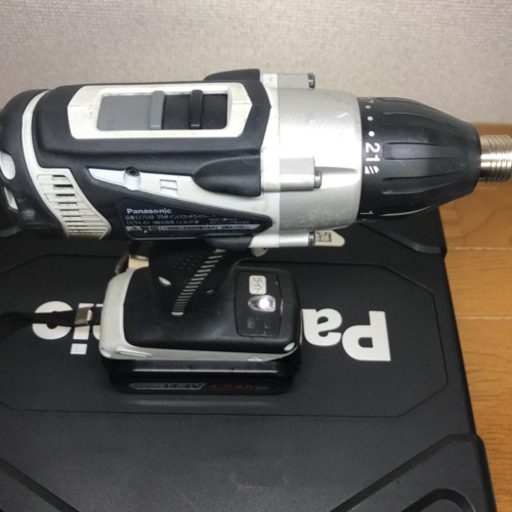 Panasonic マルチインパクトドライバー　EZ7548