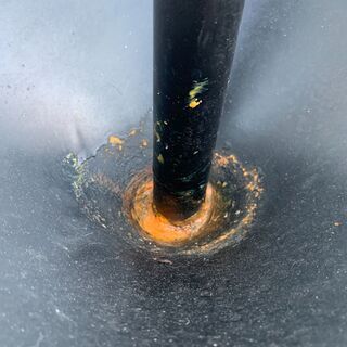 アンティーク調アイアン傘立て 黒　無料でお譲りいたします。 大理石調の画像