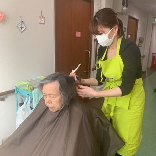 訪問美容師募集！　不問美容師美容師募集！　他地区も募集！空いた時間を有意義に！の画像