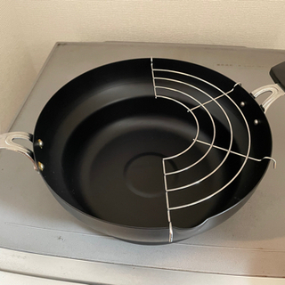 揚げ物用鍋の画像