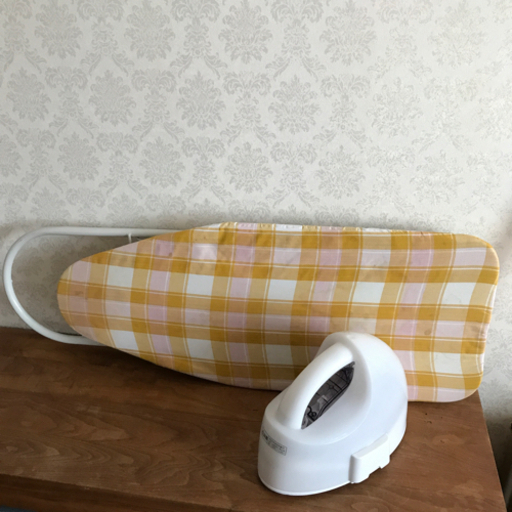 アイロンとアイロン台　値下げしました
