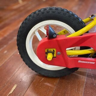 幼児用自転車の画像