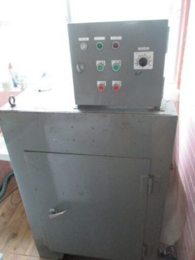 熱風乾燥機　谷口製作所　58年製　220V 3.4KW