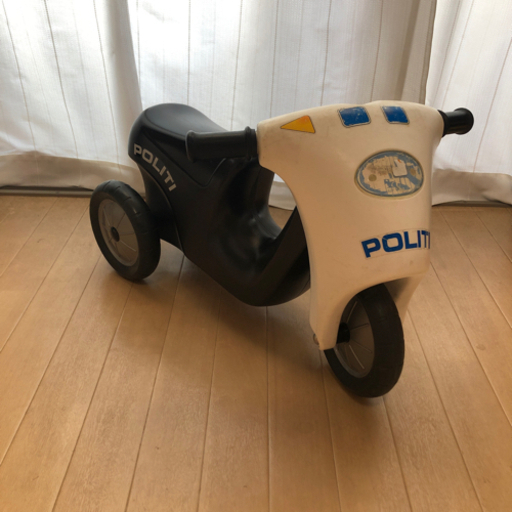 子供　乗り物　ストライダー