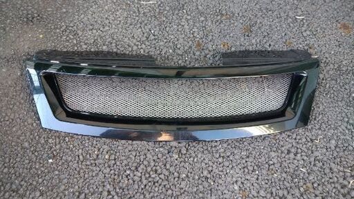 セレナ　SERENA  C25  前期　ジアラ　フロント　グリル
