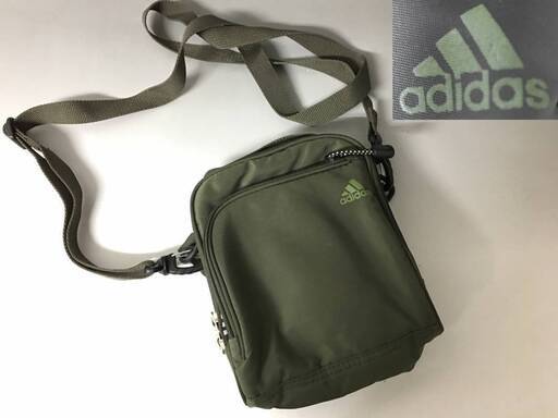 ⭕⭕⭕NG1/15　美品 アディダス adidas 斜めがけ ショルダー バッグ カーキ ポーチ 鞄 かばん ロゴ入り⭕⭕⭕