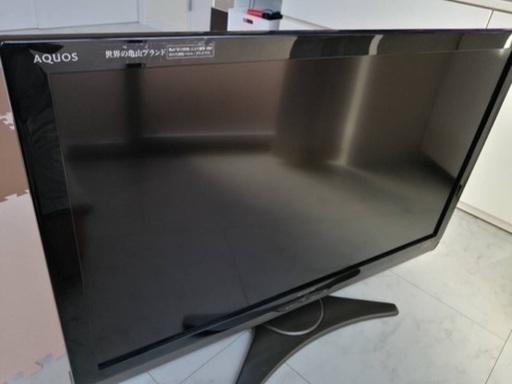 SHARP  40型液晶テレビ＋おまけ付
