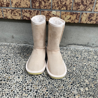 ムートン調ブーツ　新品未使用　サイズs
