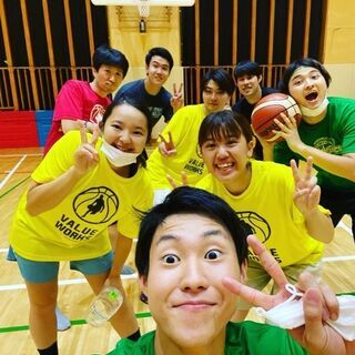 平日の朝からバスケが出来るサークルです！個人スキルの成長をプロコ...