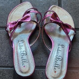 サンダル Mサイズ ハートのチャーム付き