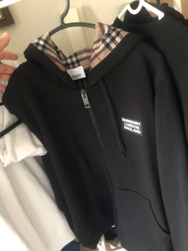 値下げしました！パーカー2点セット(少し糸ほつれアリ)バイマ