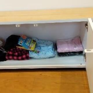 カップボードなどの上置き台のみの画像