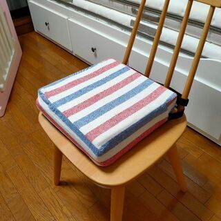    幼児用クッション差し上げます