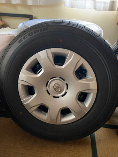 ハイエース　新車はずし　15インチタイヤホイール